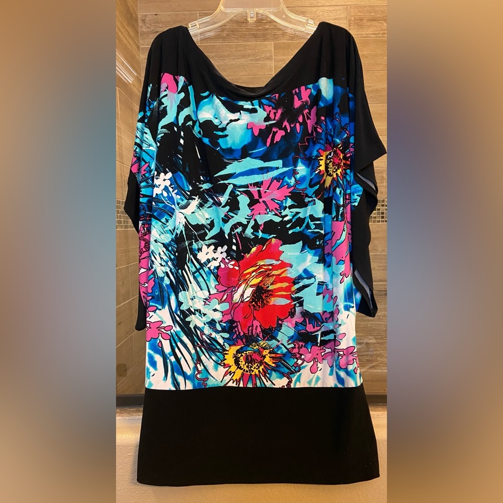 Cache Kimono Sleeve Medium Tunic Top